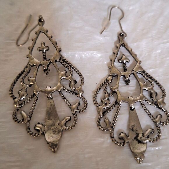 Vintage Filigree Earrings Teardrop Chandelier Silver Tone Whimsigoth Elegant - Picture 6 of 7